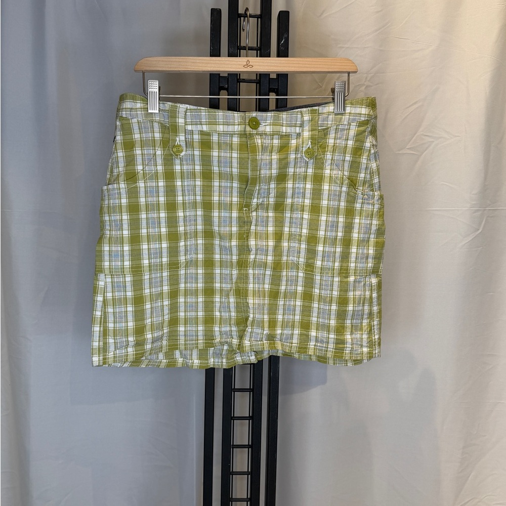 Horny Toad Plaid Mini Skirt‎ in Green and White
